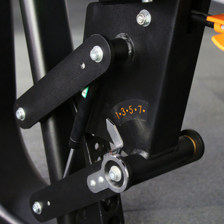 Рендер-10 для Protrain V8-506-165 Бицепс сидя